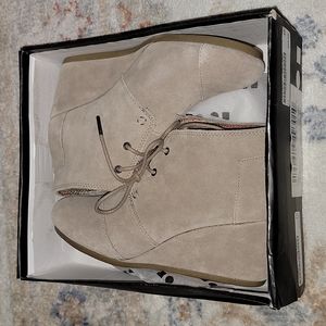 Brand new with tags Toms booties